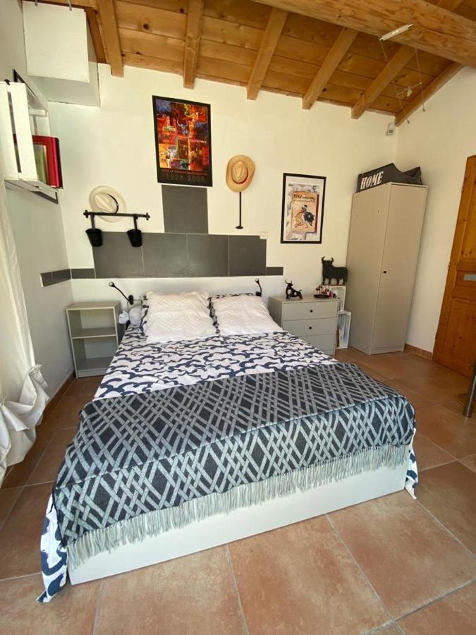 Au Mazet Du Parc Bed & Breakfast Ledenon Ngoại thất bức ảnh